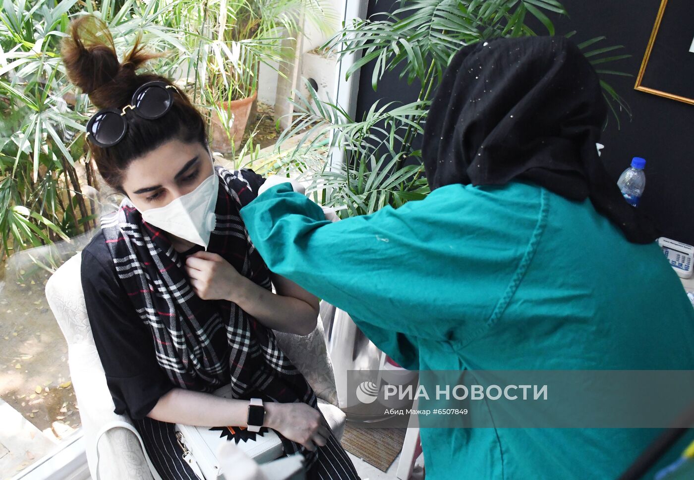 Вакцинация Спутником V в Пакистане