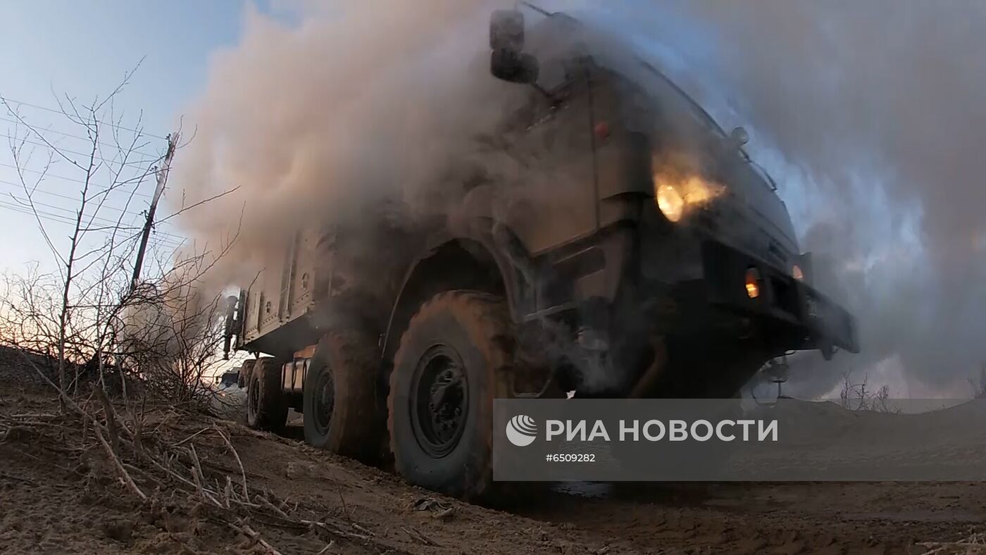 Министр обороны РФ С. Шойгу объявил проверку боевой готовности российских войск