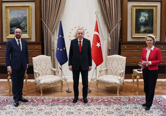 Визит главы Европейского совета Ш. Мишеля и председатель Еврокомиссии У. Ляйен в Турцию