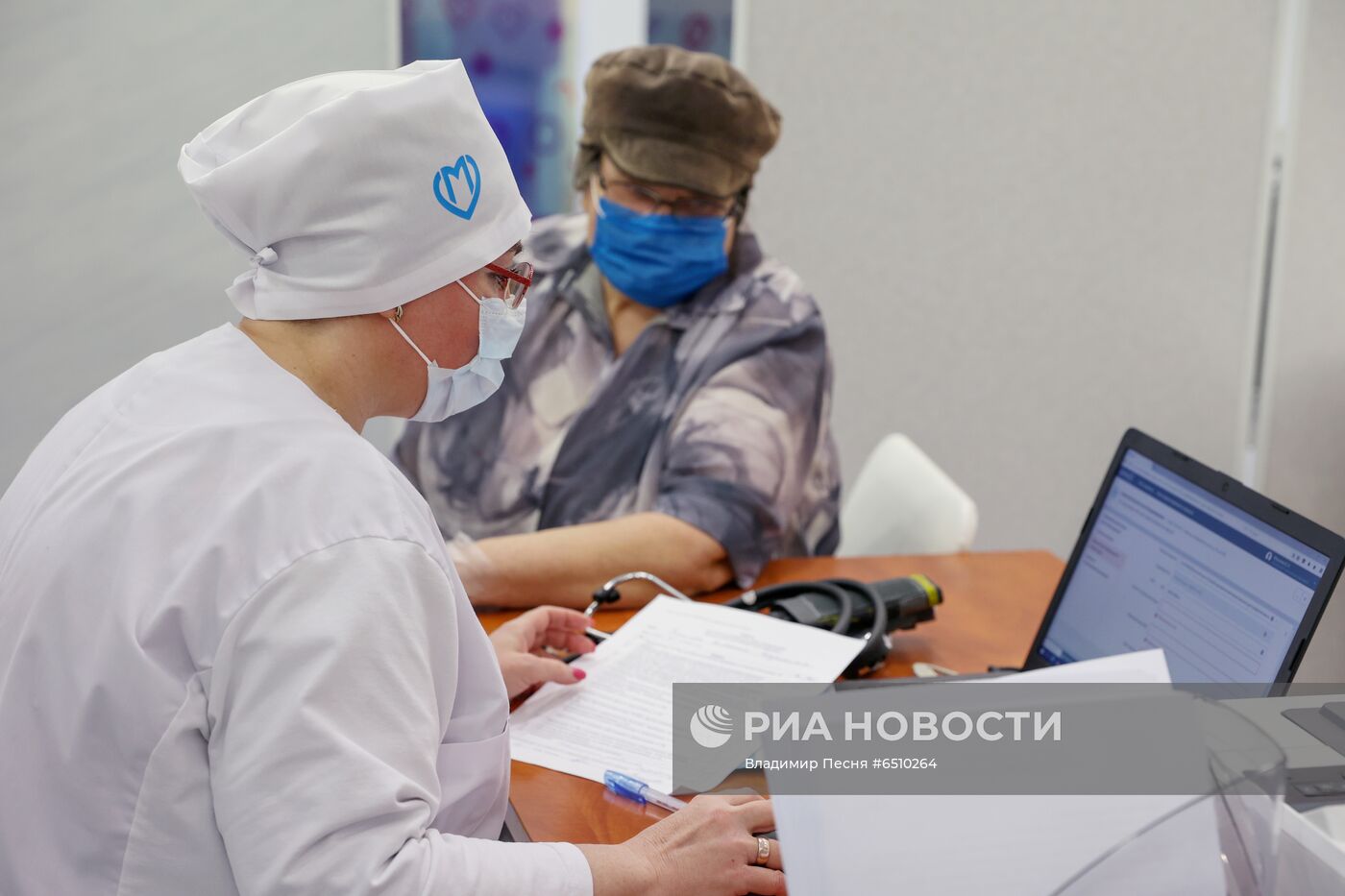 Вакцинация от COVID-19 в ТЦ "Парк-хаус"