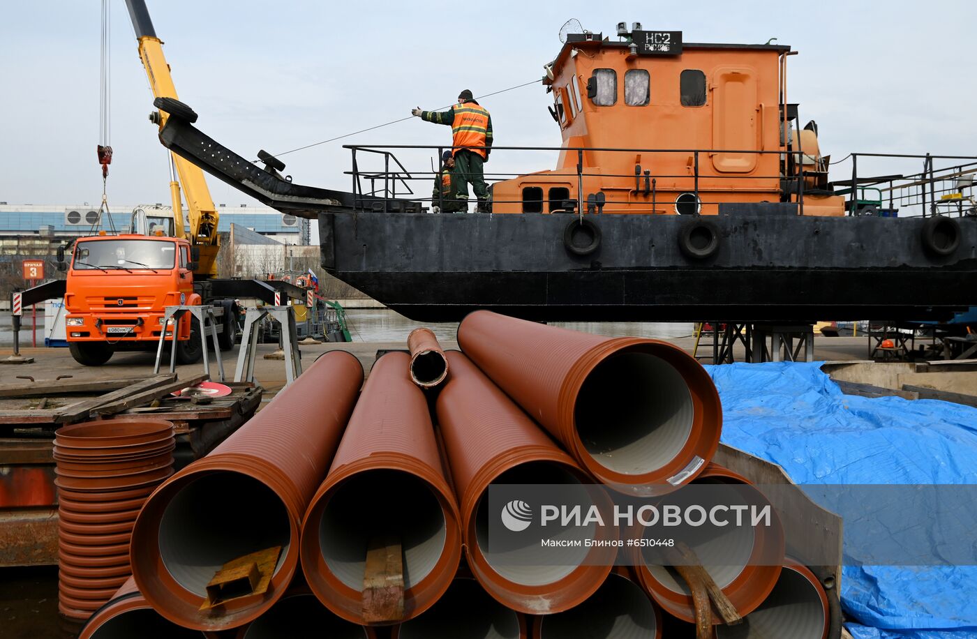 Подготовка к открытию технической навигации на Москве-реке