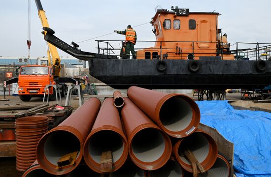 Подготовка к открытию технической навигации на Москве-реке  