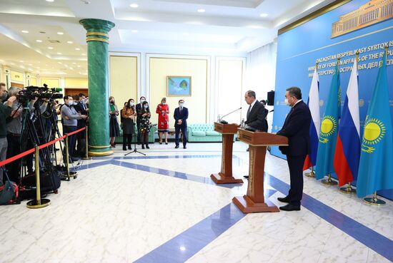Визит главы МИД РФ С. Лаврова в Казахстан