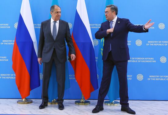 Визит главы МИД РФ С. Лаврова в Казахстан