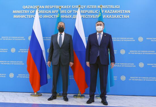 Визит главы МИД РФ С. Лаврова в Казахстан