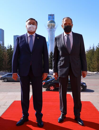 Визит главы МИД РФ С. Лаврова в Казахстан