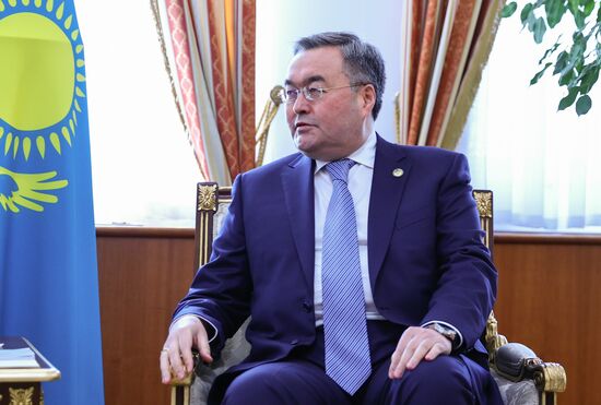 Визит главы МИД РФ С. Лаврова в Казахстан