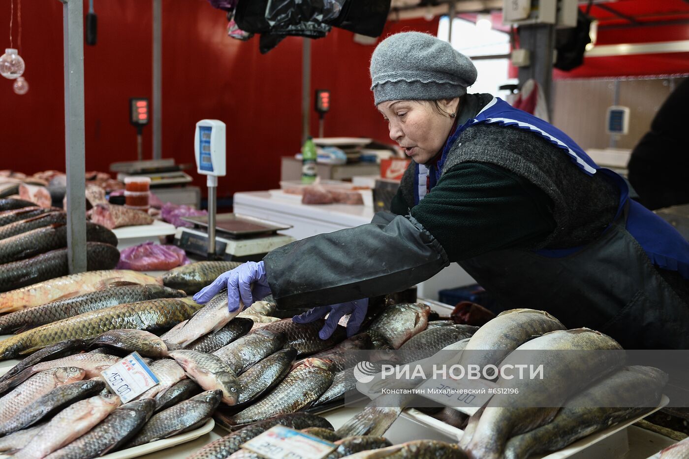 Продовольственный рынок в Симферополе