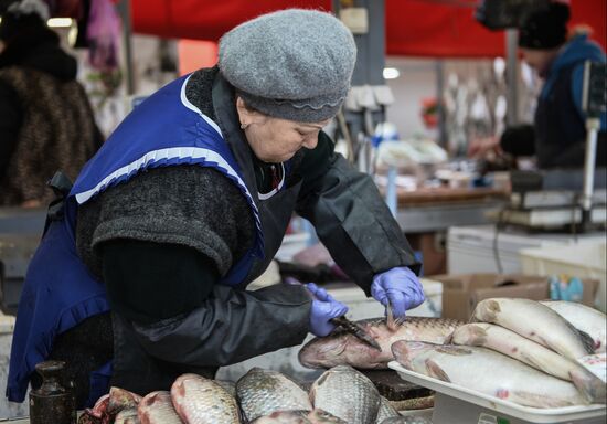 Продовольственный рынок в Симферополе