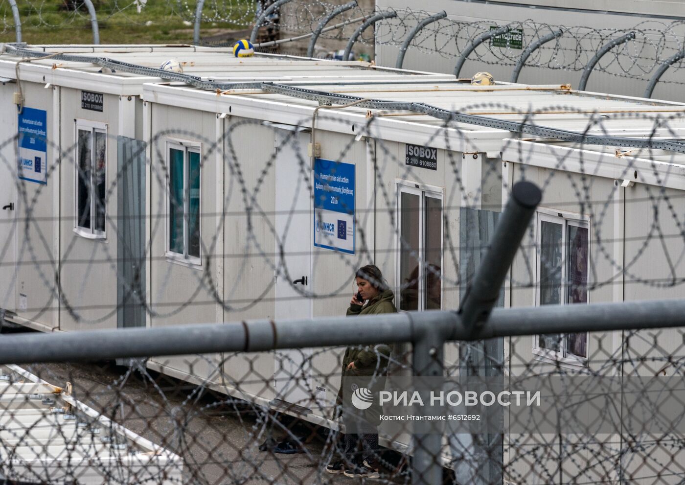 Центр приема и идентификации нелегальных мигрантов в греческом Филакио