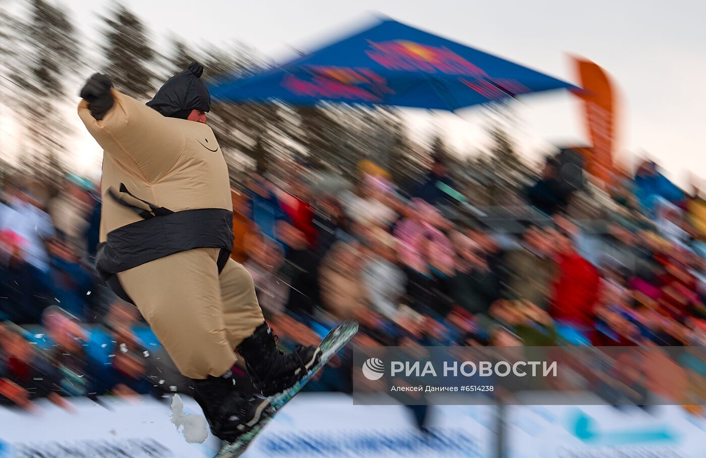 Соревнование Red Bull Jump & Freeze