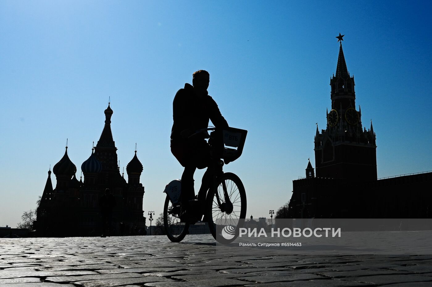 Теплая погода в Москве 