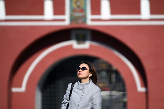 Теплая погода в Москве 