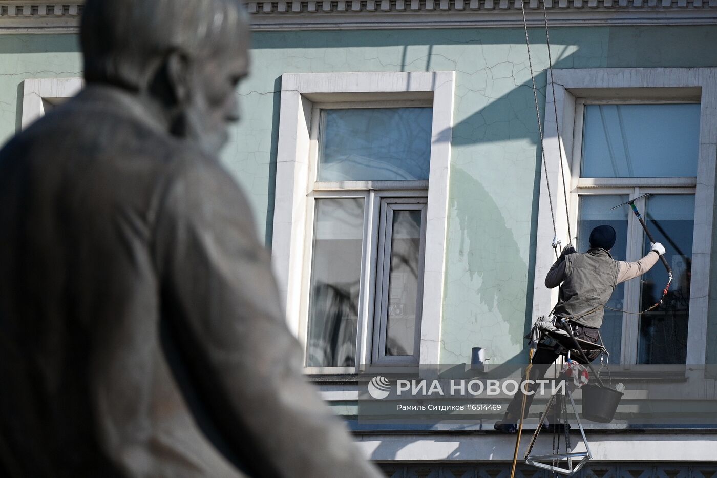 Теплая погода в Москве 