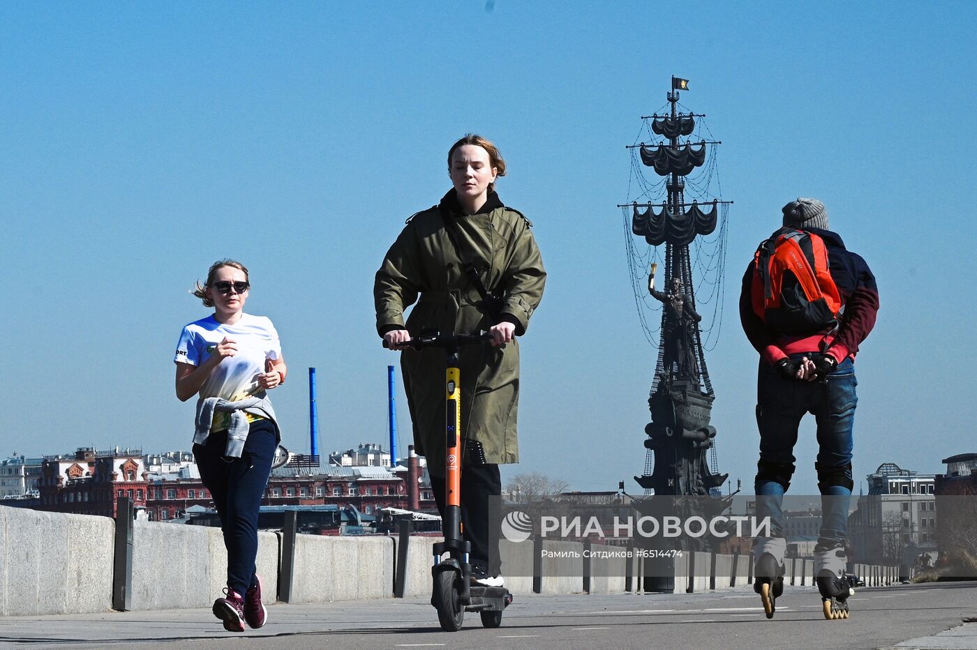 Теплая погода в Москве 