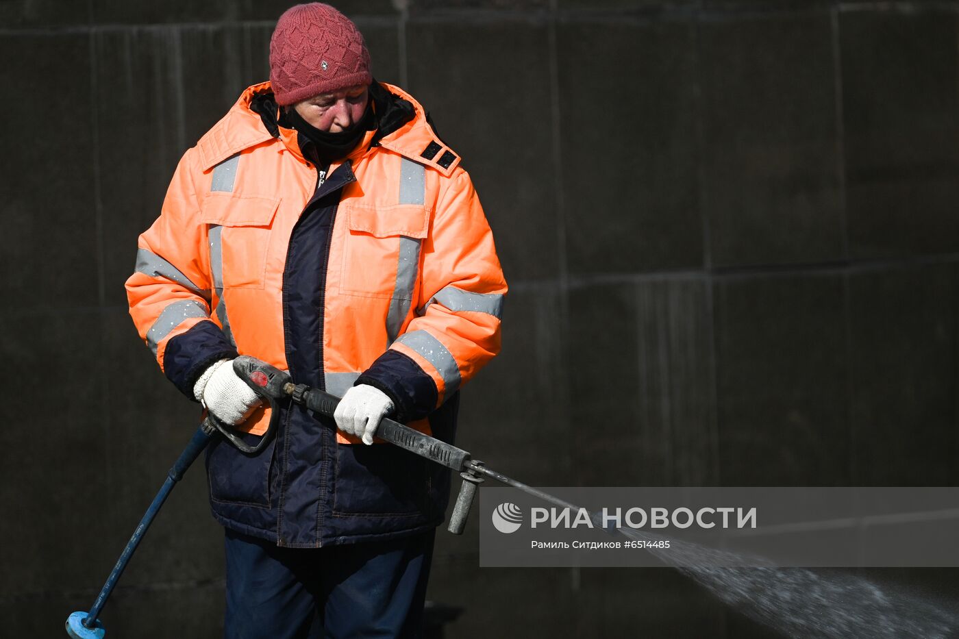 Теплая погода в Москве 