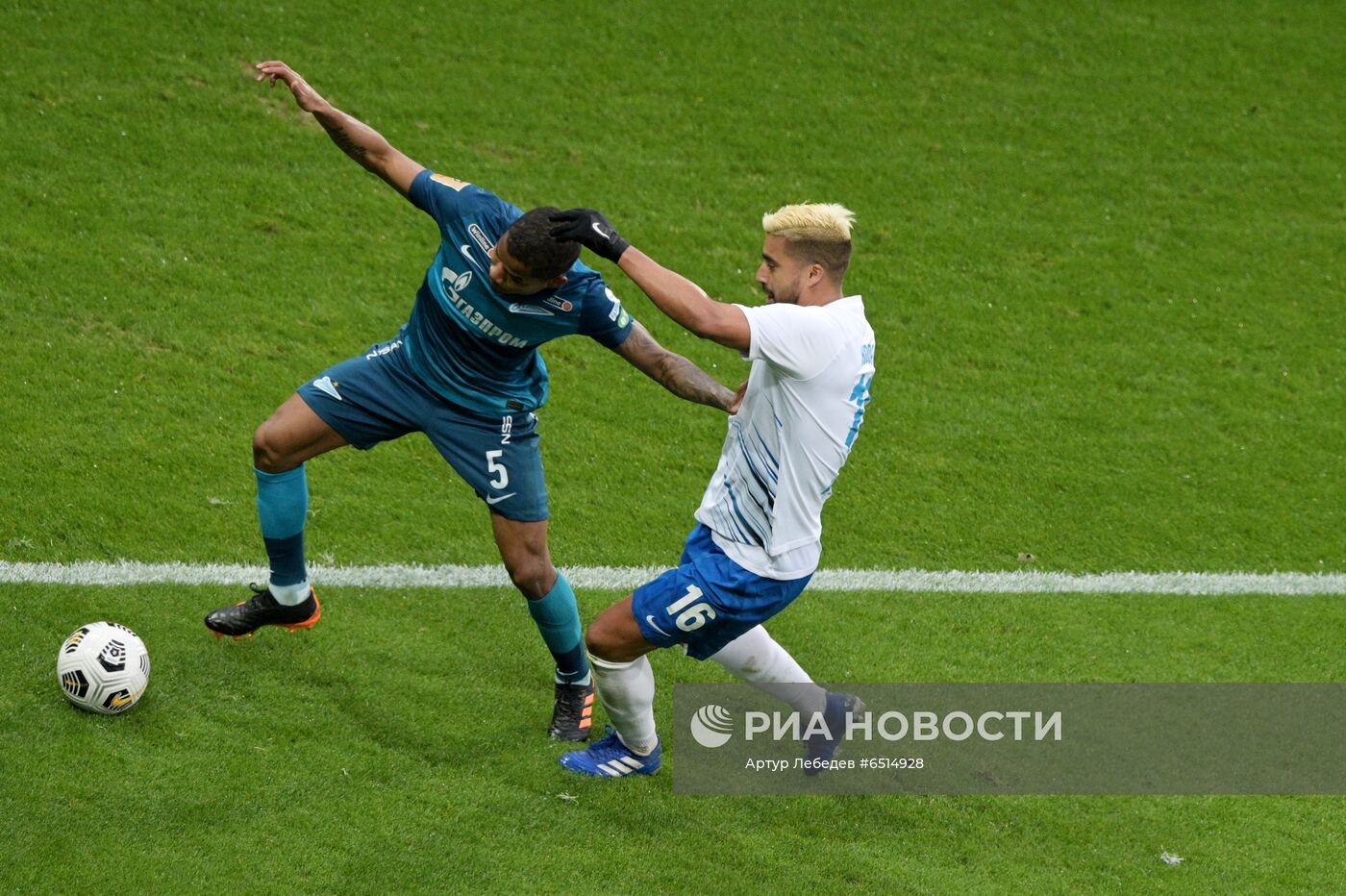 Футбол. РПЛ. Матч "Сочи" - "Зенит"