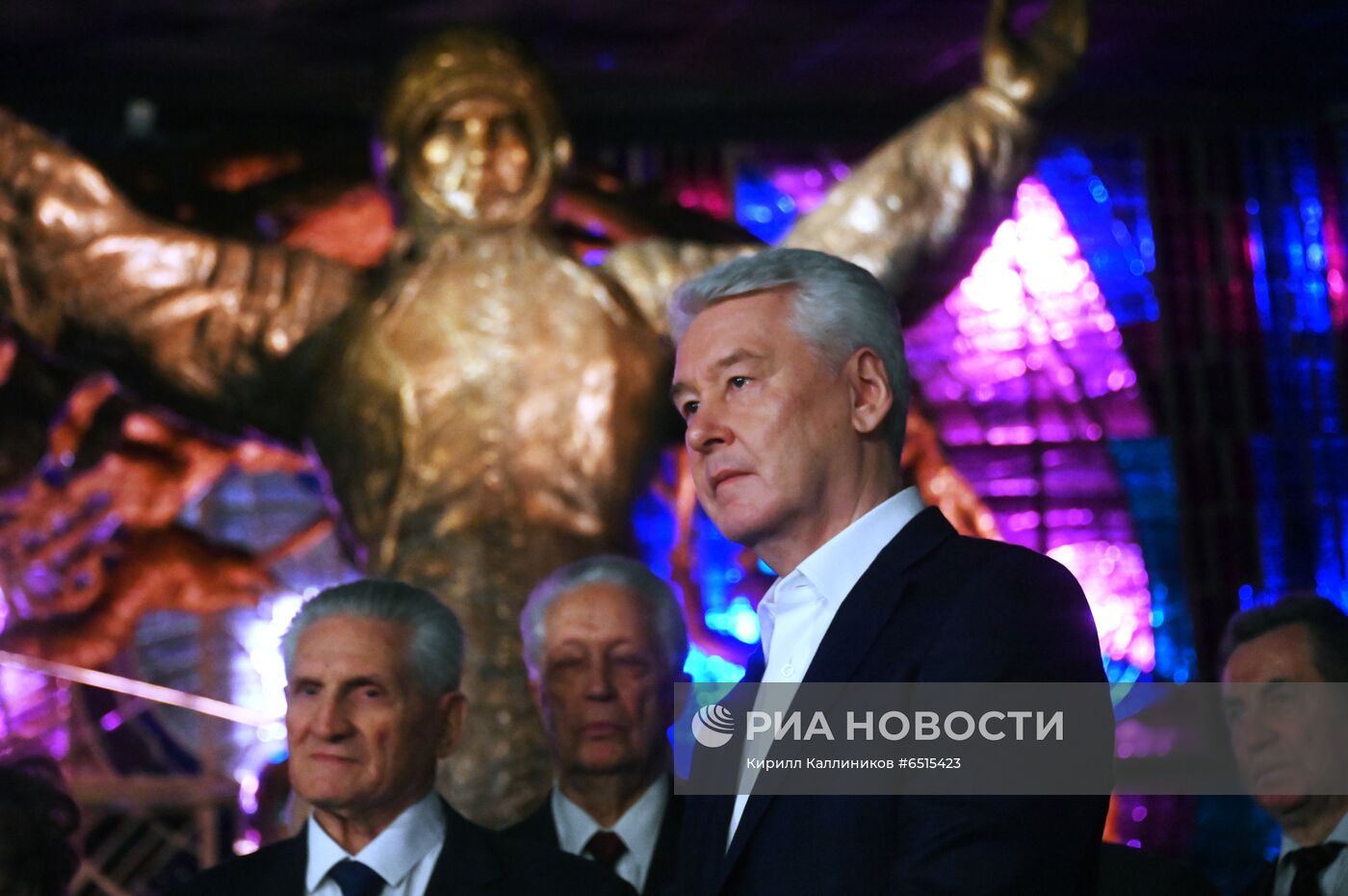 Мероприятия по случаю 60-летия со дня первого полета человека в космос на ВДНХ