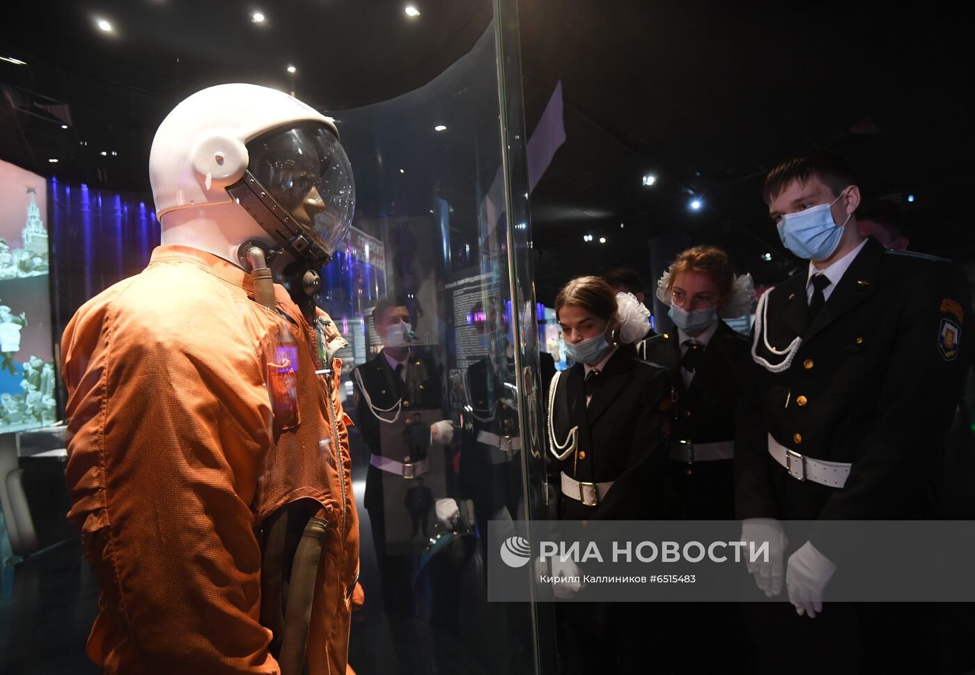 Мероприятия по случаю 60-летия со дня первого полета человека в космос на ВДНХ 