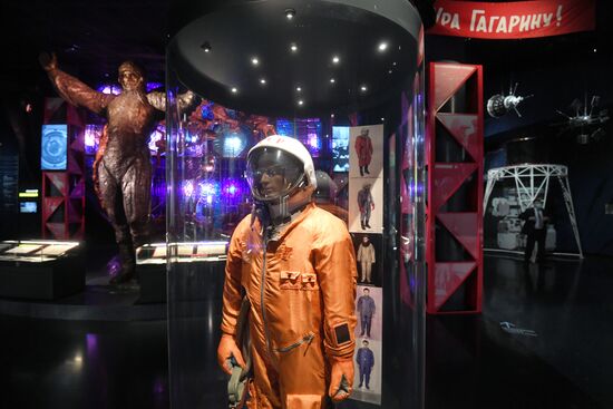 Мероприятия по случаю 60-летия со дня первого полета человека в космос на ВДНХ 
