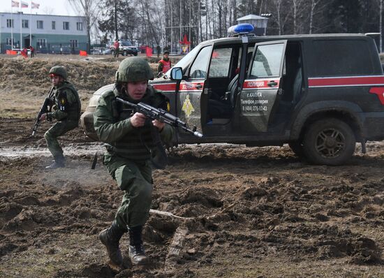 Конкурс военной полиции "Страж порядка"