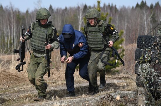 Конкурс военной полиции "Страж порядка"