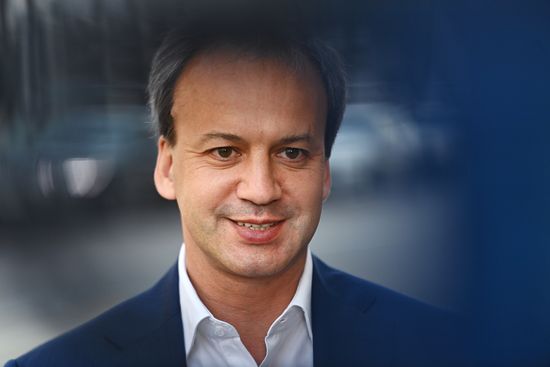 Турнир претендентов по шахматам возобновится с 19 апреля