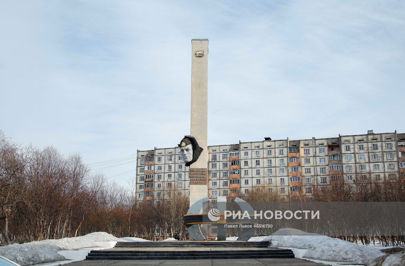 Памятник подводникам в Гаджиево