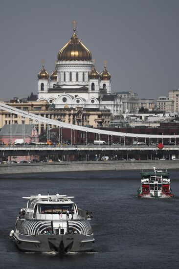 Открытие пассажирской навигации на Москве-реке