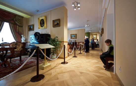 Открытие Елагиного дворца после реставрации в Санкт-Петербурге