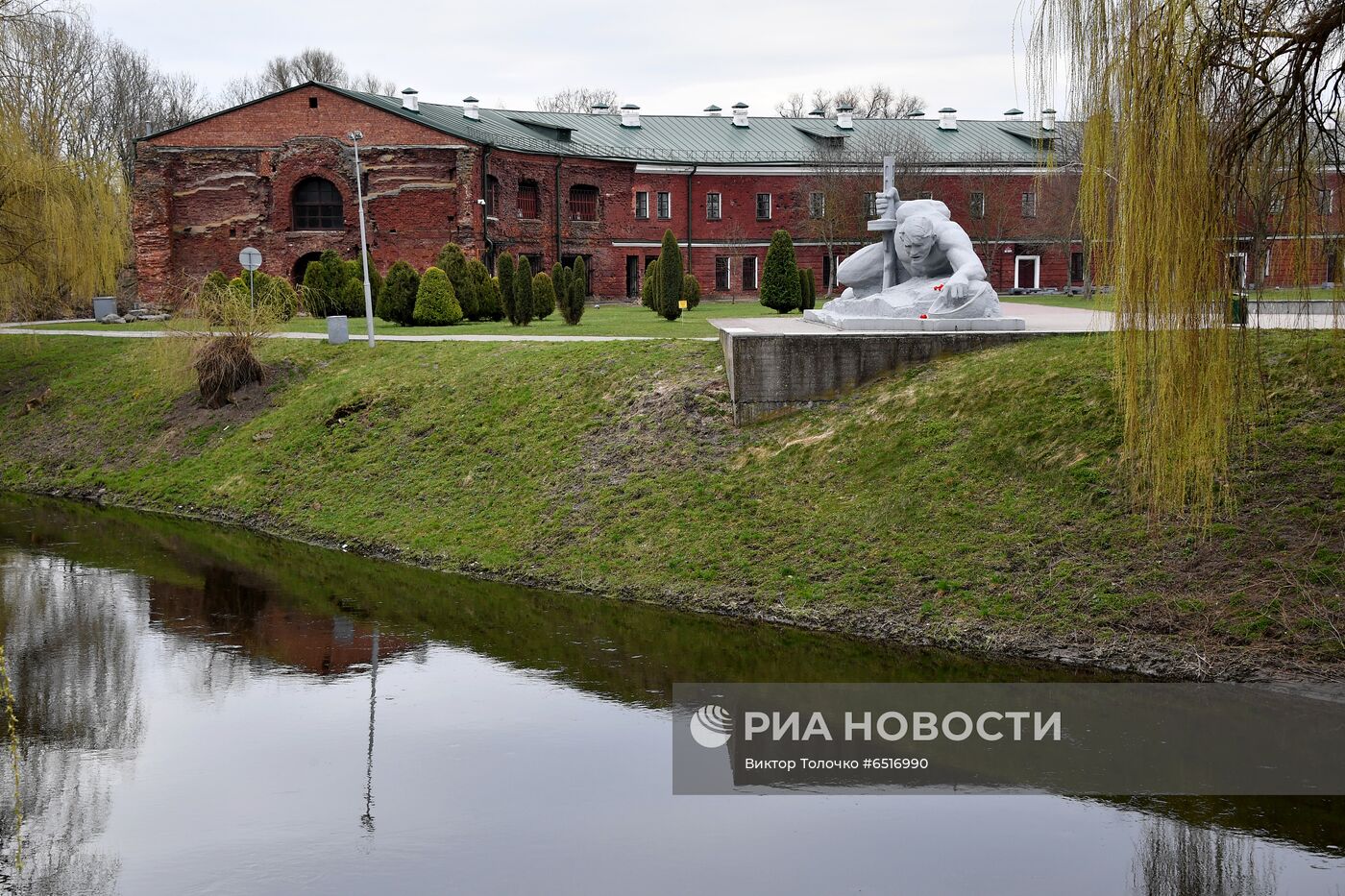 Мемориальный комплекс "Брестская крепость-герой"