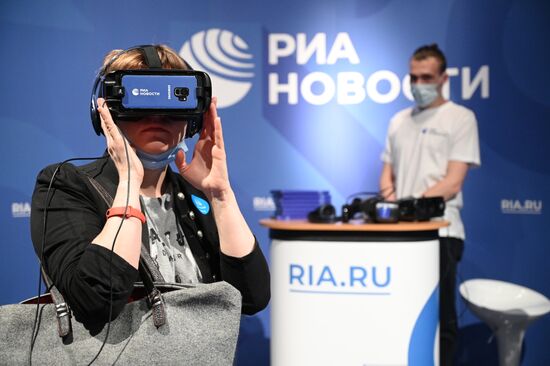 Презентация VR-проектов RIA Lab в рамках Недели Космонавтики в Московском планетарии