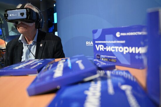 Презентация VR-проектов RIA Lab в рамках Недели Космонавтики в Московском планетарии