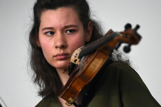 Концерт "Диалоги эпох. От барокко до джаза" в "Есенин-центре"