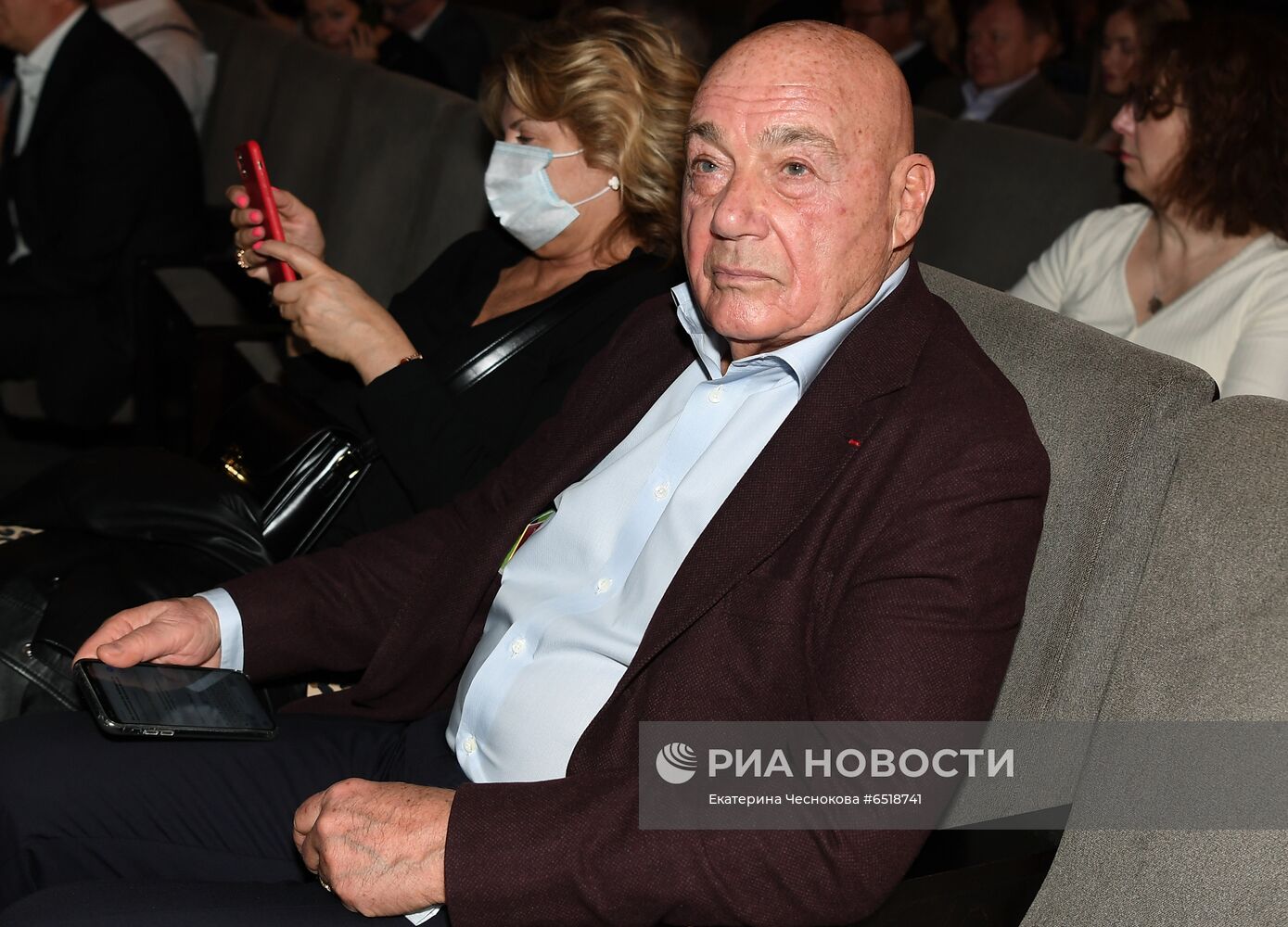 Премьера спектакля "Театр"