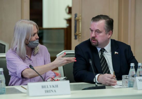 Заседание комиссии Госдумы РФ по расследованию фактов вмешательства иностранных государств во внутренние дела страны