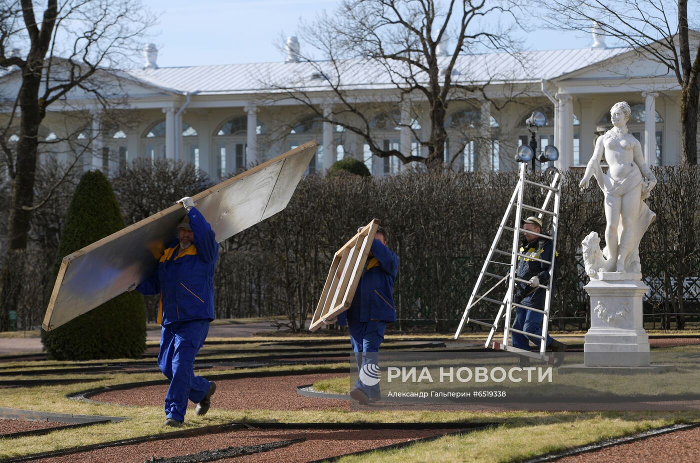 Подготовка к открытию летнего сезона в Царском селе