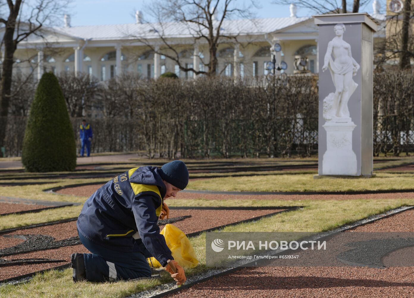 Подготовка к открытию летнего сезона в Царском селе