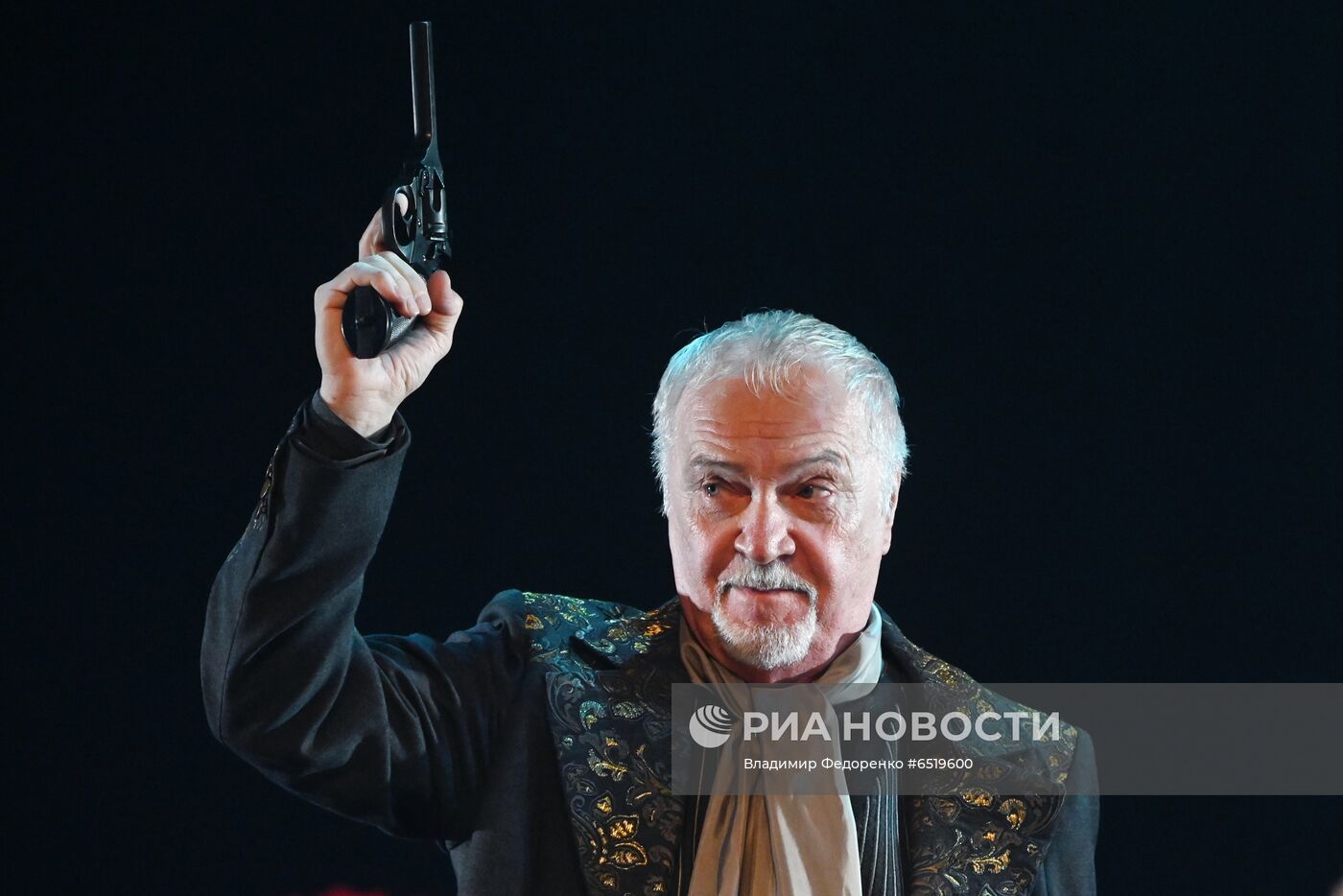 Спектакль "Дурочка" в театре им. Евг. Вахтангова