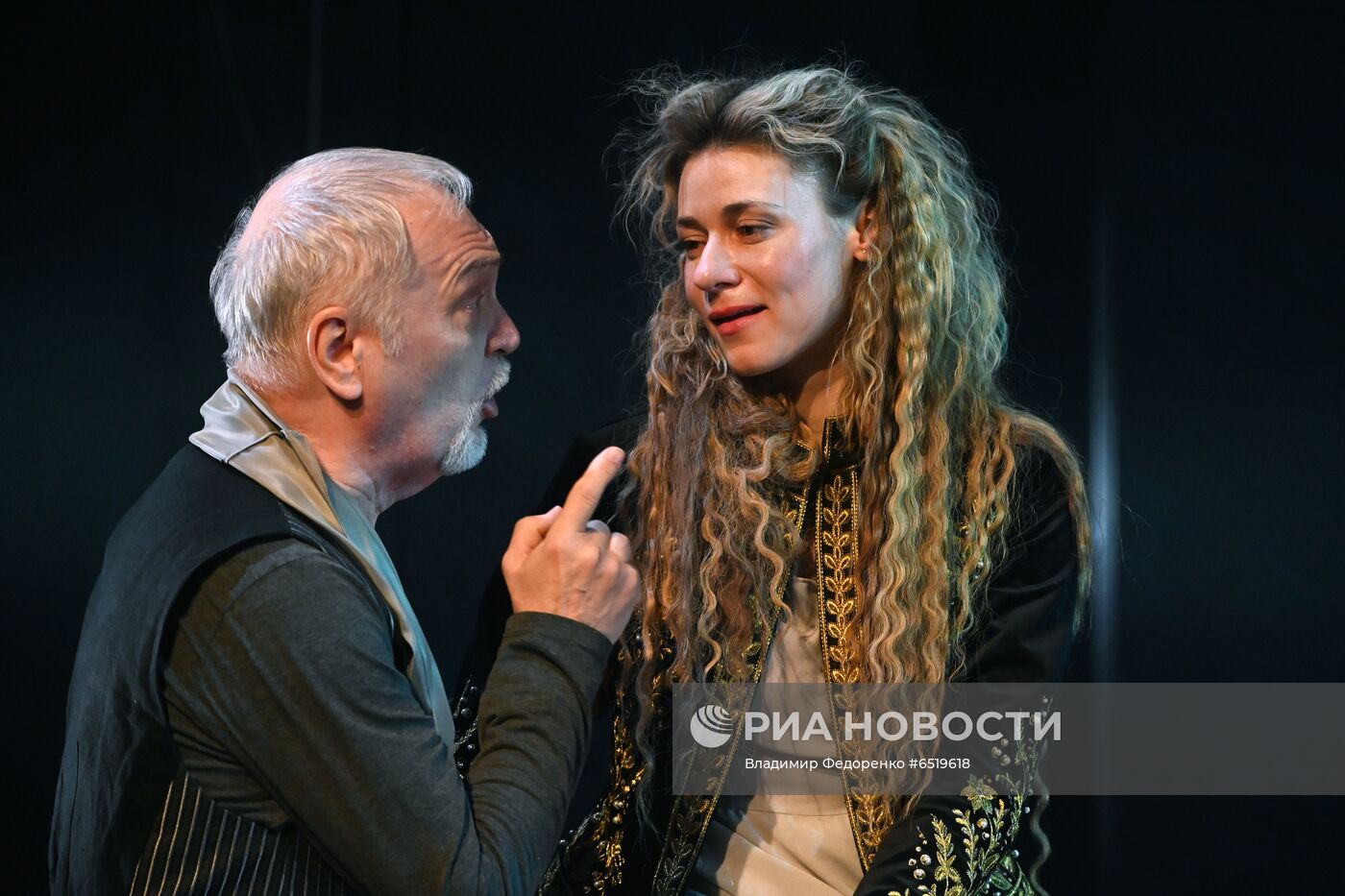 Спектакль "Дурочка" в театре им. Евг. Вахтангова