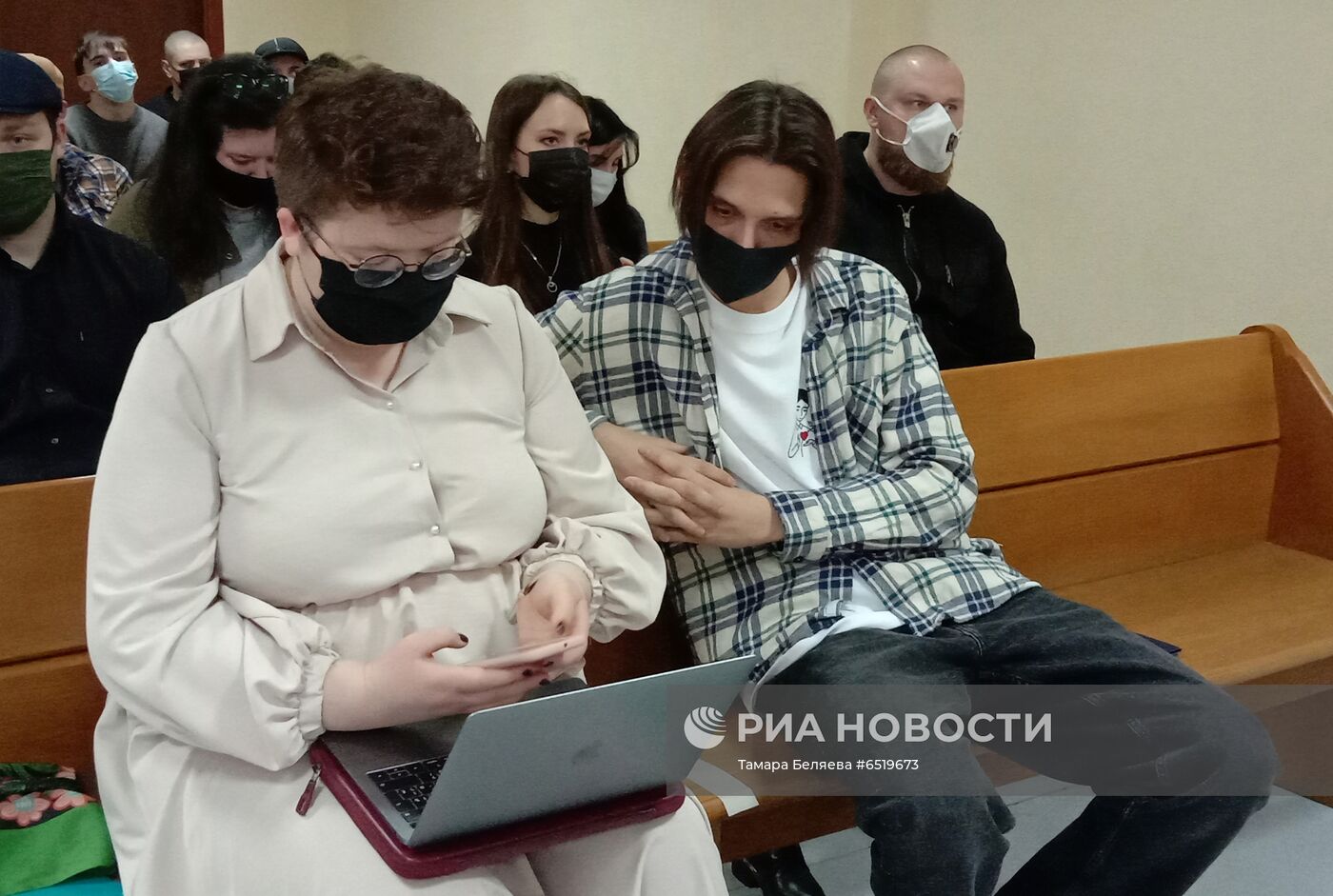 Рэпера Тиму Белорусских приговорили к двум годам "домашней химии"