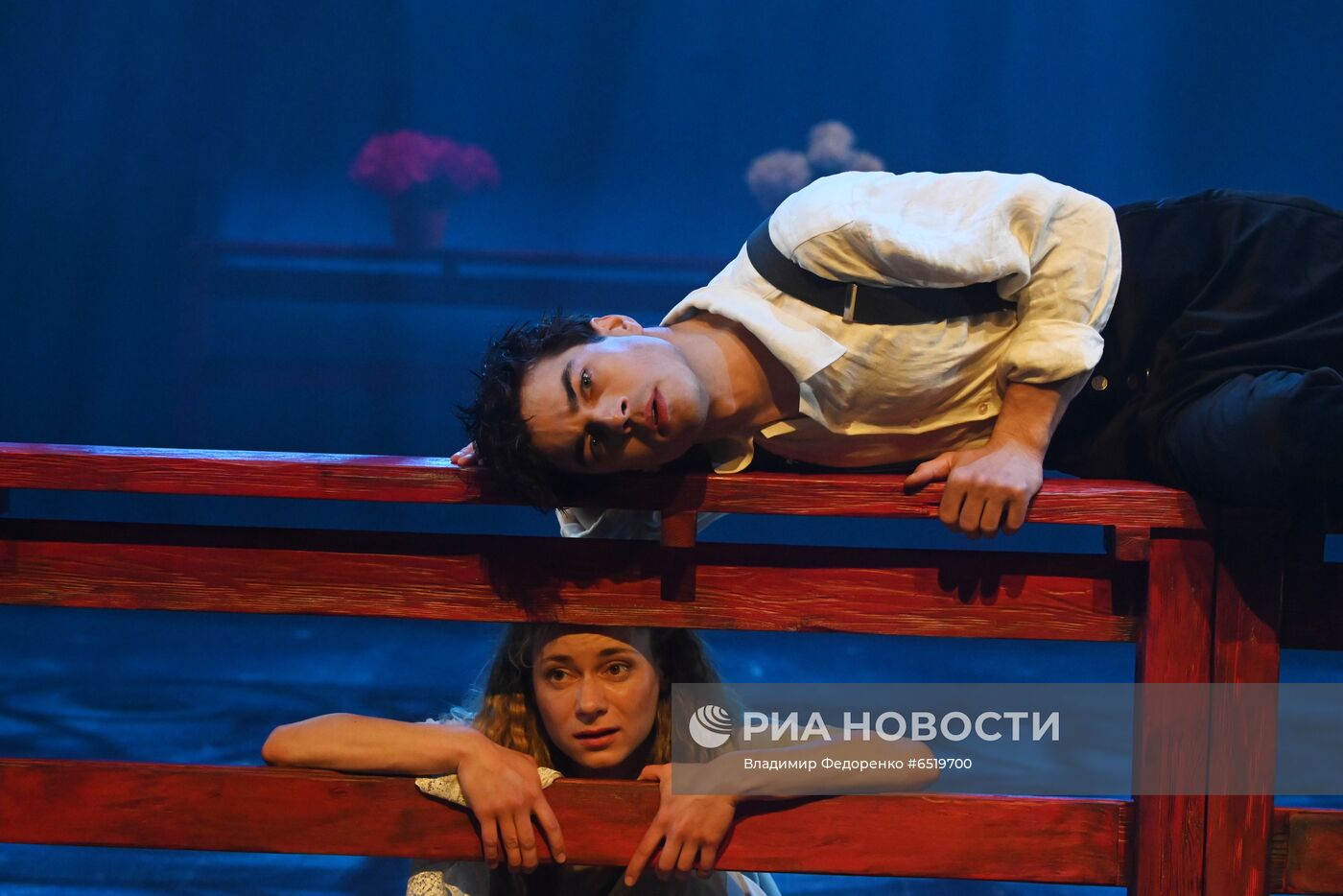 Спектакль "Дурочка" в театре им. Евг. Вахтангова