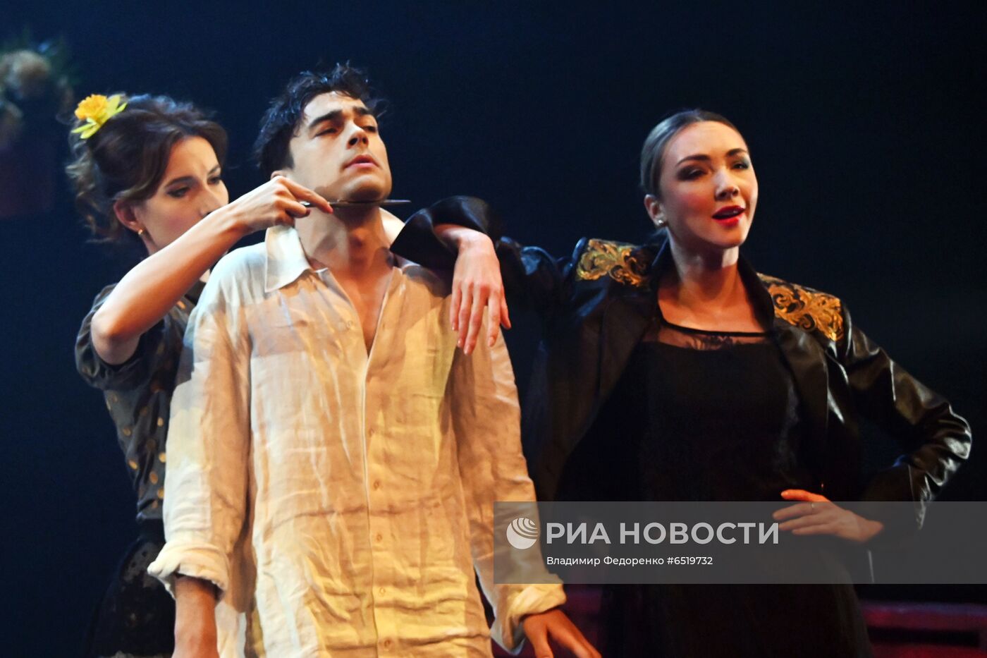 Спектакль "Дурочка" в театре им. Евг. Вахтангова