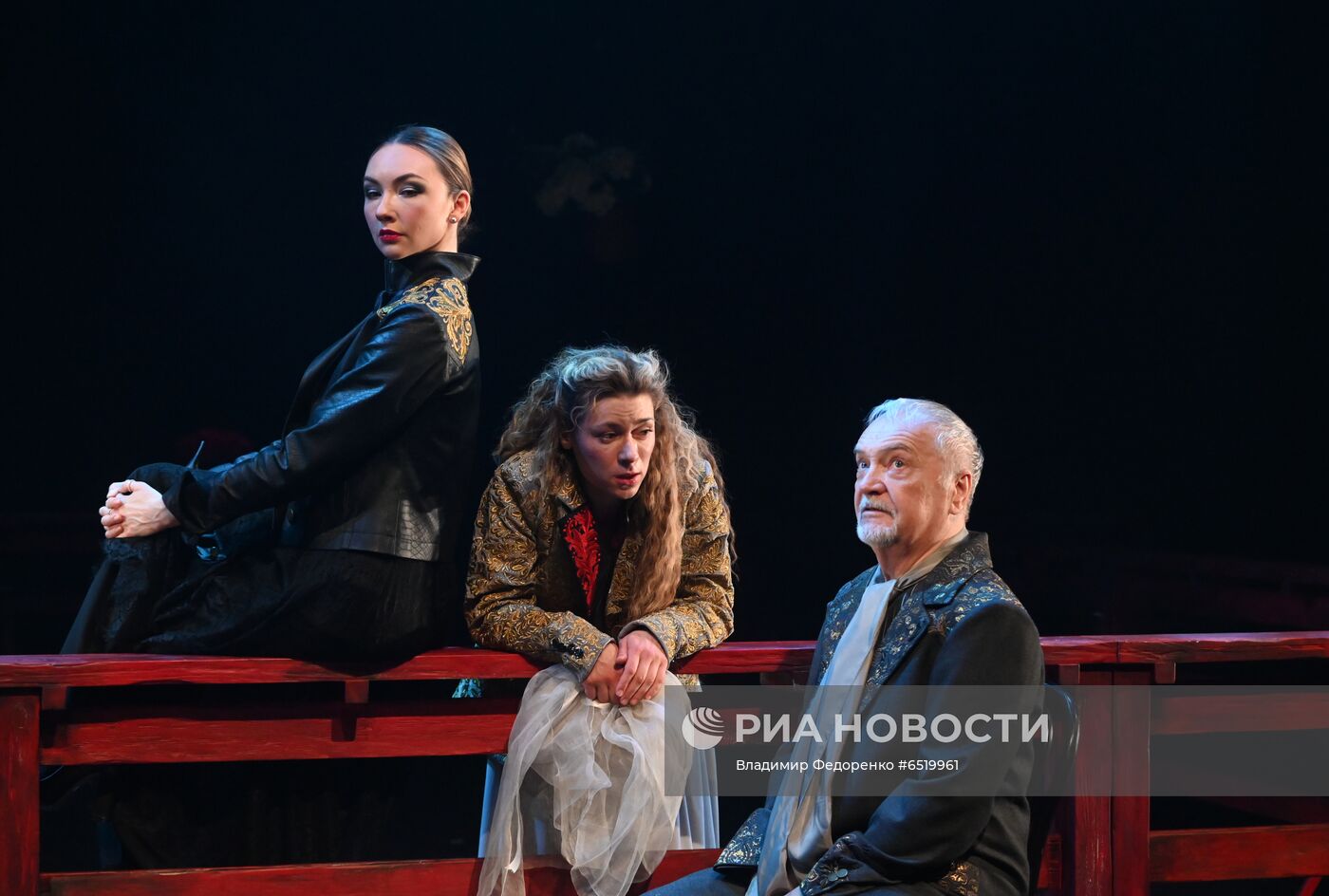 Спектакль "Дурочка" в театре им. Евг. Вахтангова