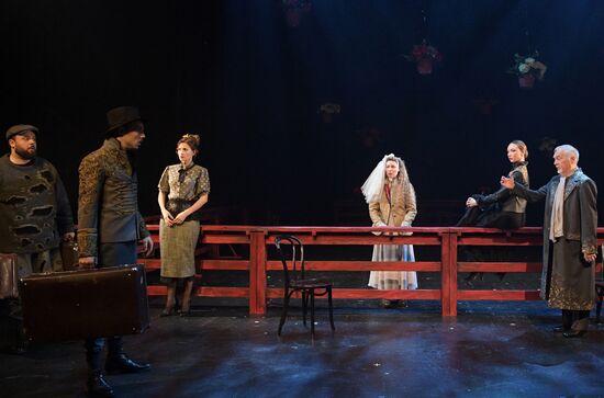 Спектакль "Дурочка" в театре им. Евг. Вахтангова