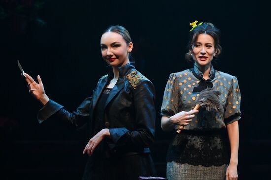 Спектакль "Дурочка" в театре им. Евг. Вахтангова