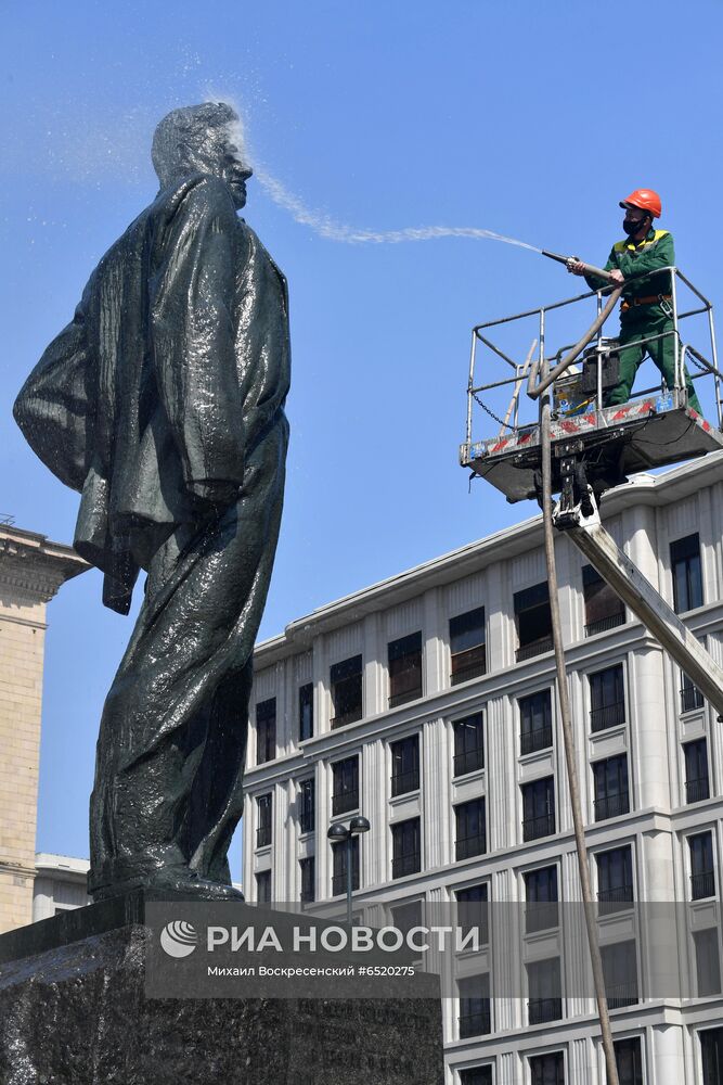 Весеннее благоустройство Москвы