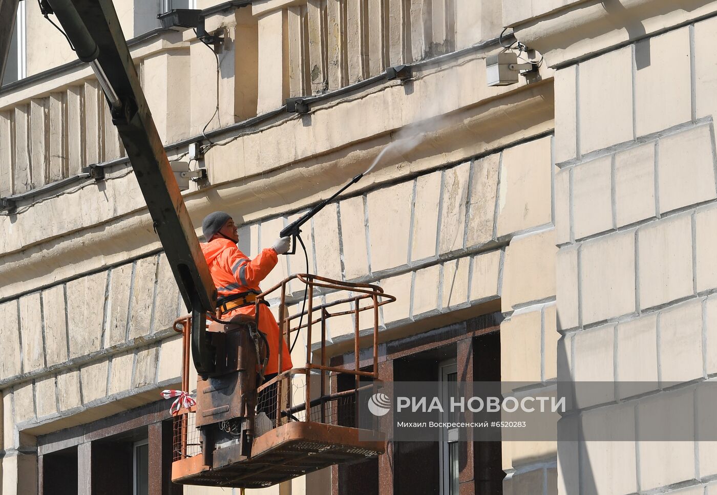 Весеннее благоустройство Москвы