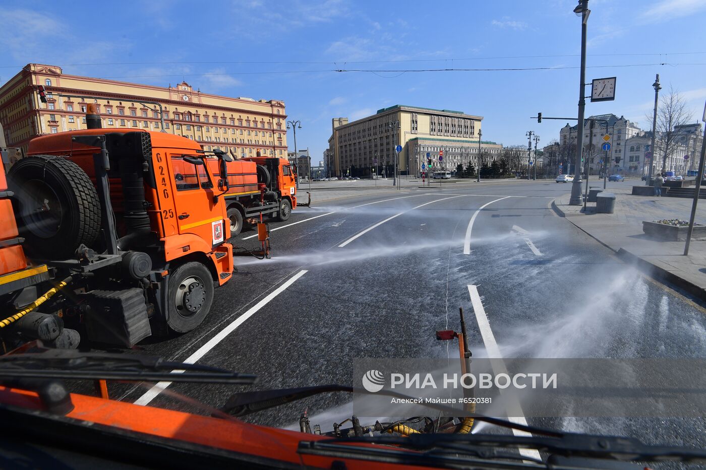 Весеннее благоустройство Москвы