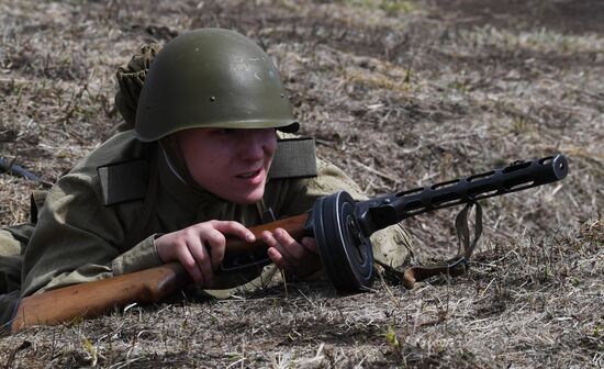 Историческая реконструкция "Штурм Зееловских высот"